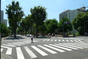 新所沢駅西入口